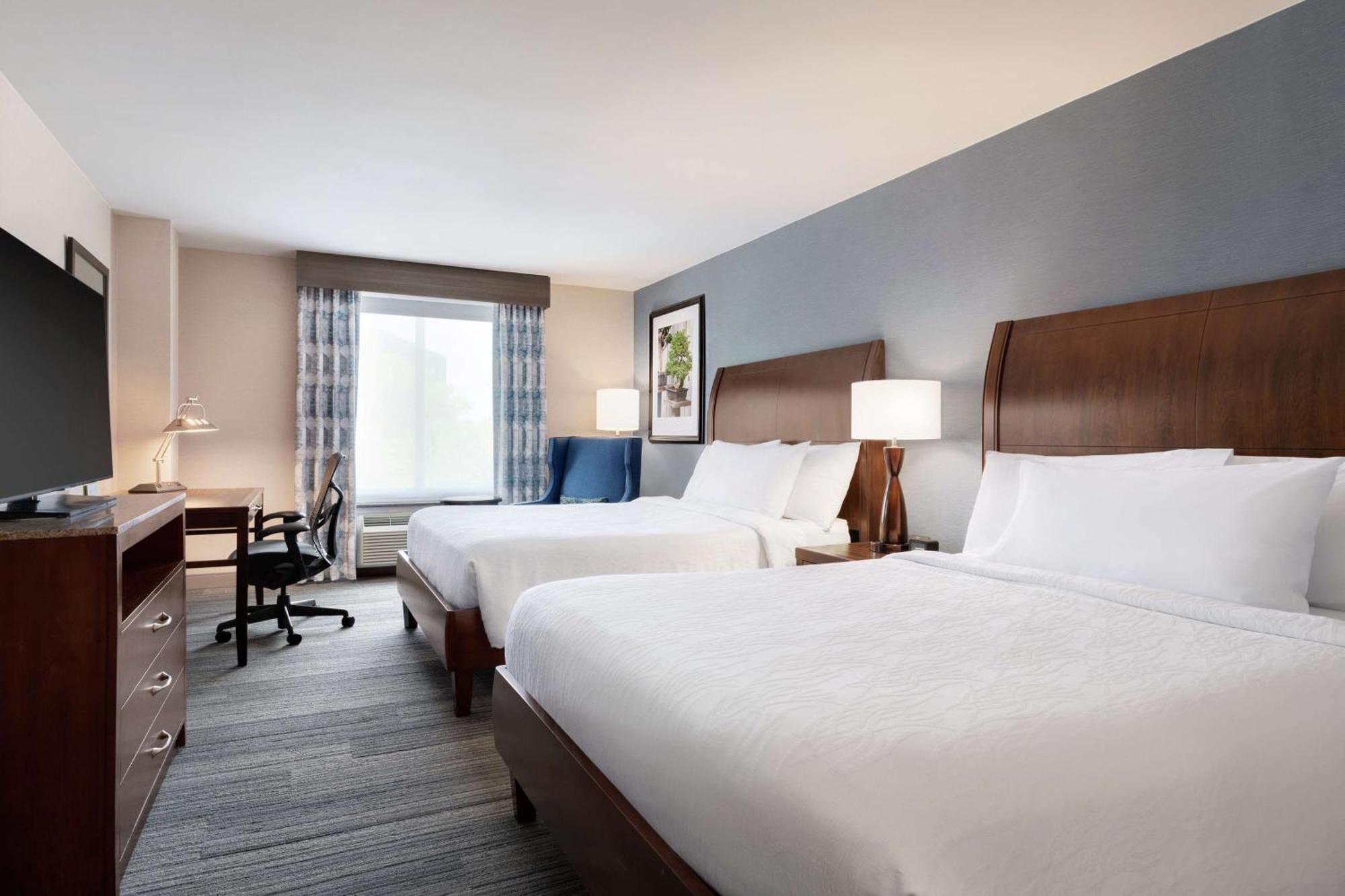 Hilton Garden Inn Стоуни-Брук Экстерьер фото